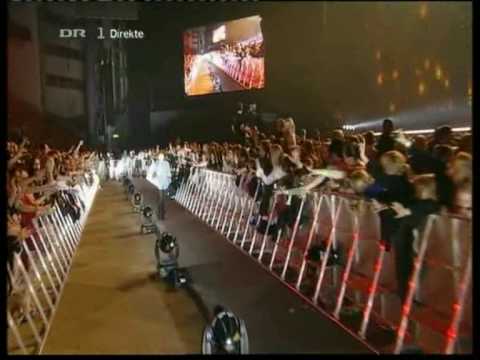 Jesper - X-Factor Final 2010 - Let go of your love.avi