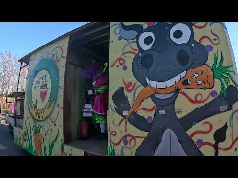 Carnaval Groepen Ninove 2023🎭 - Janet Nor Men Ert