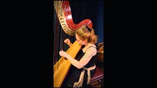 Hallelujah (Buckley/Cohen) on harp/voice