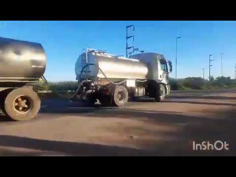 Camiones en cruce de RP158 y RN19 , San Francisco , Cordoba , video 96 . SUSCRIBITE !!