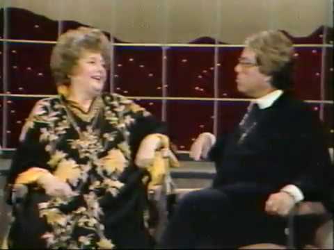download lagu mp3 mp4 Alan Carr Producer, download mp3 Alan Carr Producer free downloadn, video klip Alan Carr Producer