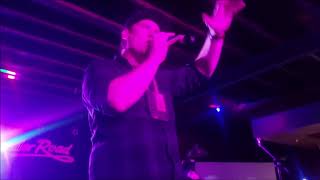 MC Lars feat. MC Emme Mr  Raven