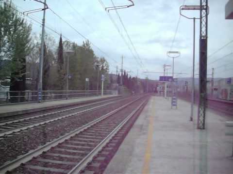 Gli Intercity 585 e 588 entrambi con E402A, in transito a Firenze Rovezzano