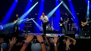 Her &quot;Five Minutes&quot; @ 20 ans Solidays