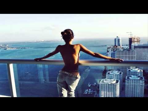 Daft Punk vs 2Pac vs Biggie Smalls -  Runnin'