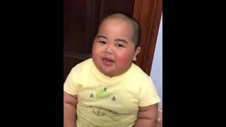 Chinese Kid laughing  Funny Video  Memes Daddilici