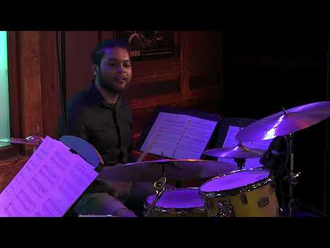 Scott Edmunds Trio Live at Chris' Jazz Cafe - Off Minor