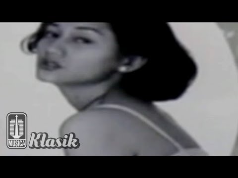 Nike Ardilla - Sanggupkah Aku (Official Karaoke Video)