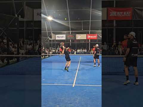 Smashed! Leo Augsburger! Where does that ball land!! 🤯 #LeoAugsburger #padel