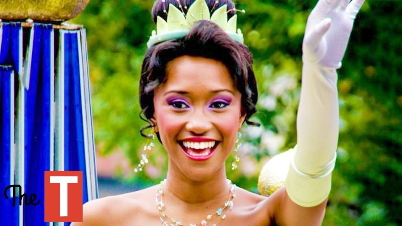 10 Secrets Disneyland Princesses Are NOT Allowed To Talk About