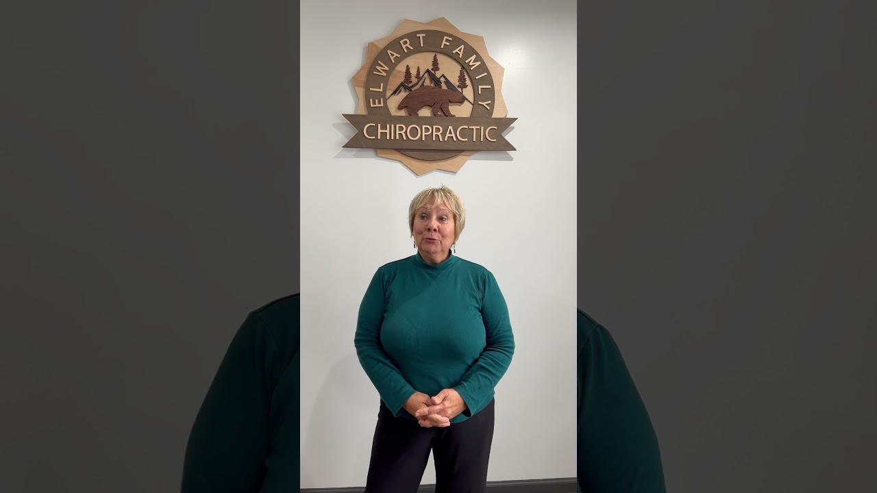 Elwart Family Chiropractic – Patient Adjustment