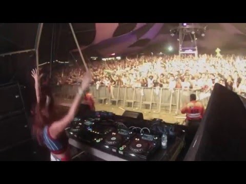 DJ Juicy M  Live at MEO Sudoeste Festival PORTUGAL