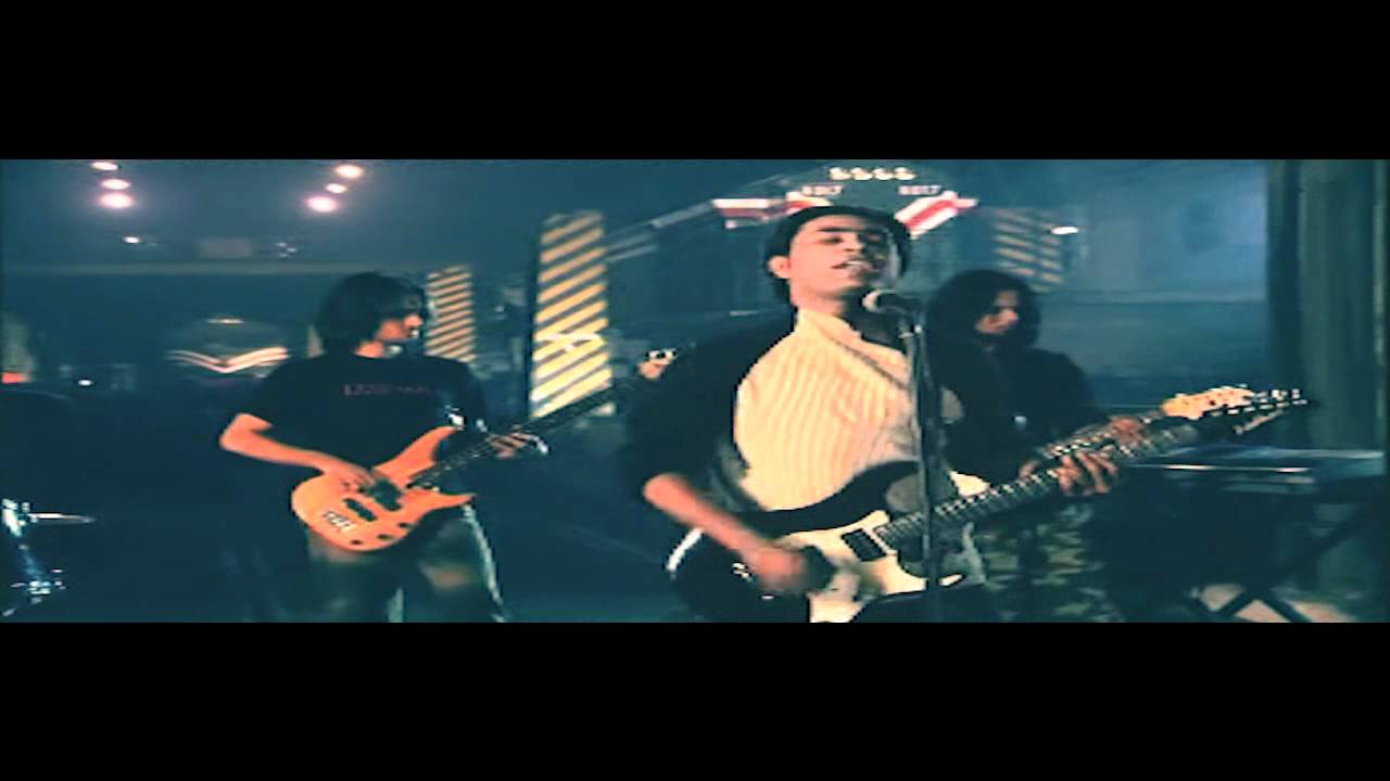 Kyun Lyrics  | Aks | Akash (Band) | Akash (Band)