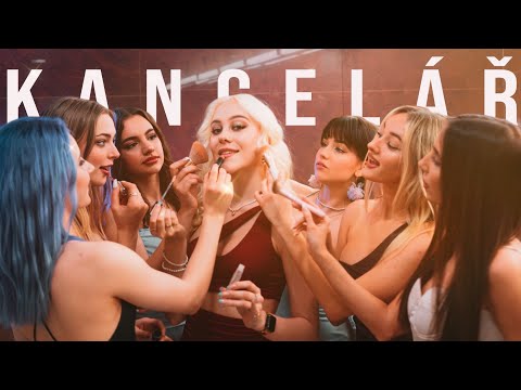 Annie - kancelář (Official  Music Video)