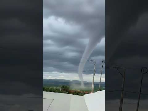 nuvem funil em Guajeru-BA #eletricista #eletronicageral #eletrica