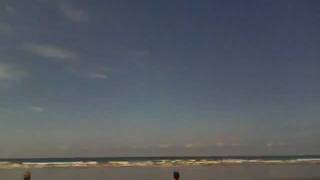 preview picture of video 'Calmato RC on the beach, Canoa Ecuador'