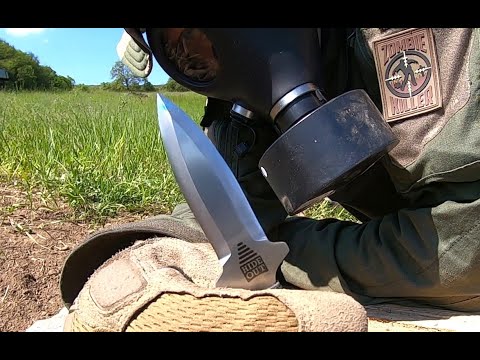 COLD STEEL HIDE OUT - KNIFE DESTRUCTION TEST - UNTIL IT BREAKS - AUS8A STEEL - NECK KNIFE REVIEW