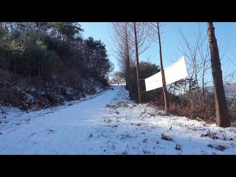 둘 밖에 안오는 눈썰매장~ 완벽한 슬로프 보소~~