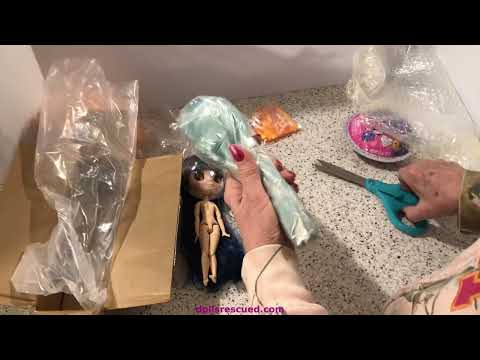 Aliexpress Unboxing Boy Blythe and Middie Blythes, Plus  - PRERECORDED