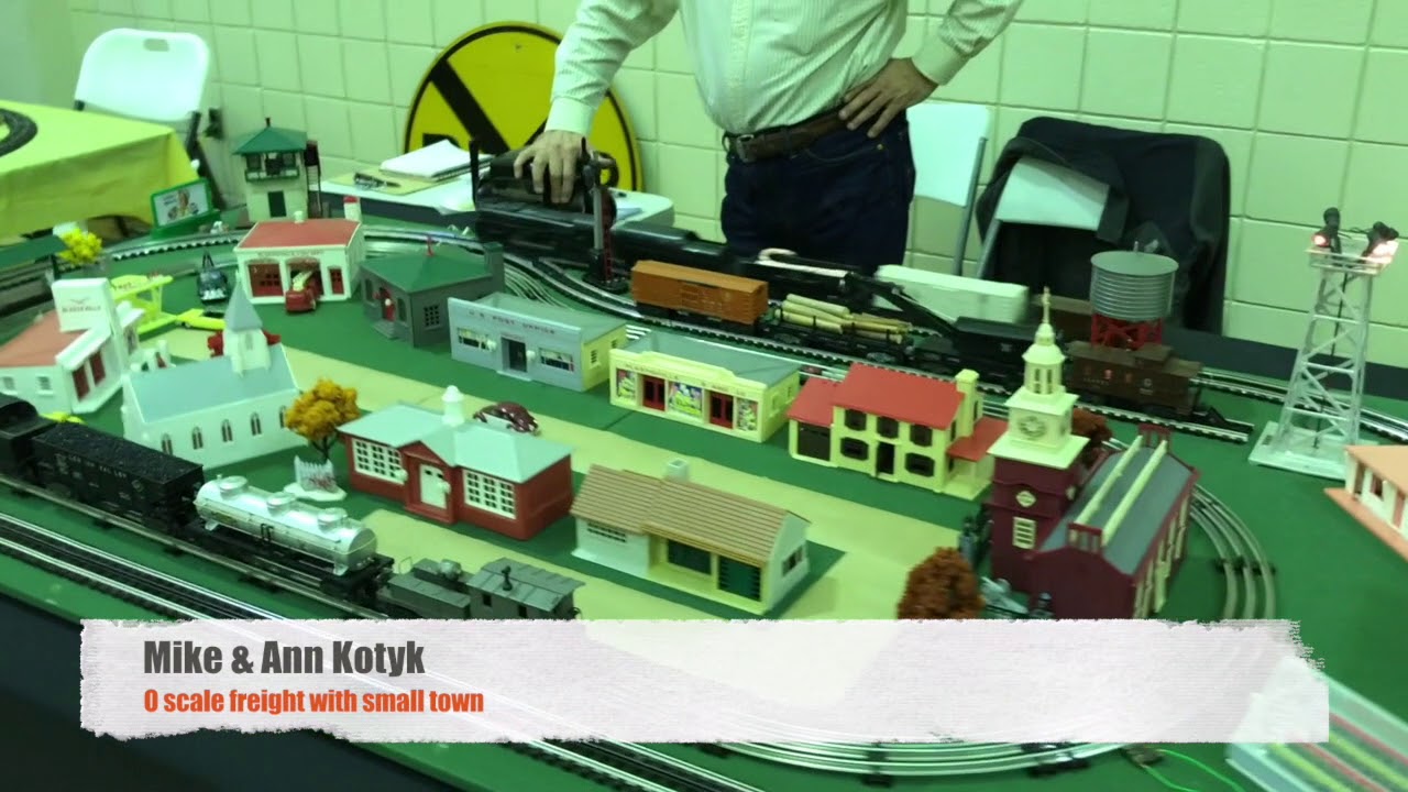 2017 - Annual Holiday Train Show