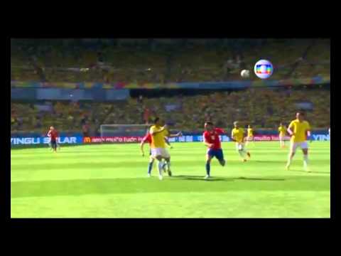 Gol do Hulk contra o Chile