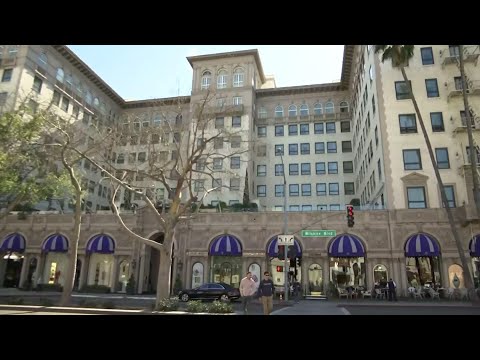 'Vote! Vote!' - Billy Porter encourages people to the polling booth