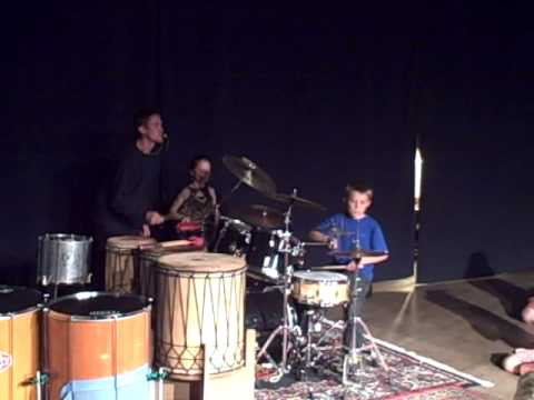 Around the World in 8 Minutes (Miraj)