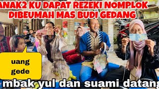 Download lagu KE RUMAH MAS BUDI DAPAT UANG GEDE KE 2 ANAK KU ,KERUMAH GURUKU NGAJI DAN SAUDARA 🥰 mp3