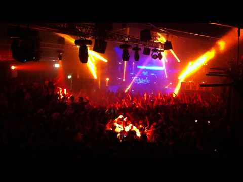 Axwell @ Ladan 'Coldplay vs. Swedish House Mafia - Every Teardrop Is A Waterfall'