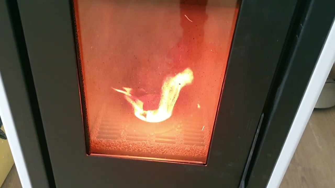 ESTUFAS DE PELLETS: tipos, instalación, elección (CDC-1.40)