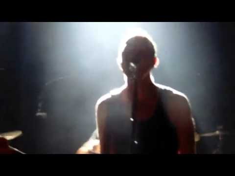 Calogero le 9 novembre 2015 in London chante Fidèle