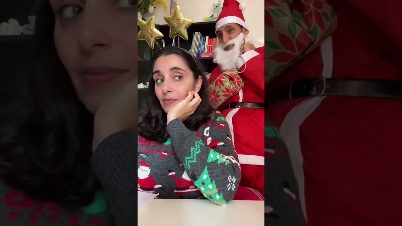 Laura e Giulia scrivono la lettera a Babbo Natale! 🎄🎅