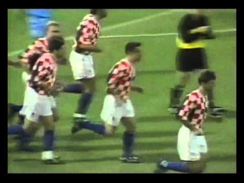 Robert Prosinecki corner assist vs San Marino 2001 [02.06.2001]