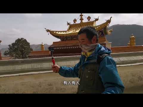 Um dos três grandes insetos budistas do Templo de Gansu, o maior templo de Gansu