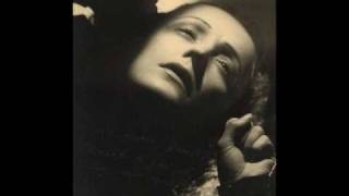 EDITH PIAF...Elle frequentait la rue Pigalle ---1939