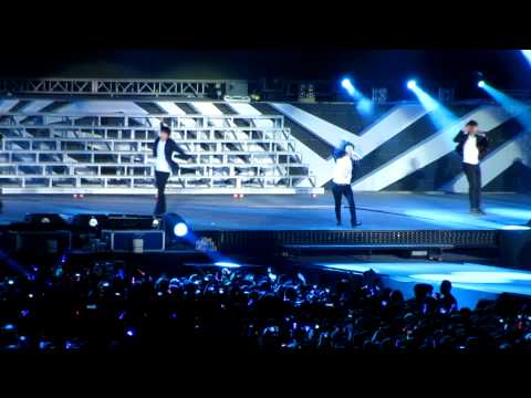 [FANCAM] GQ 120922 Super Junior - Bonamana, SMTOWN INA
