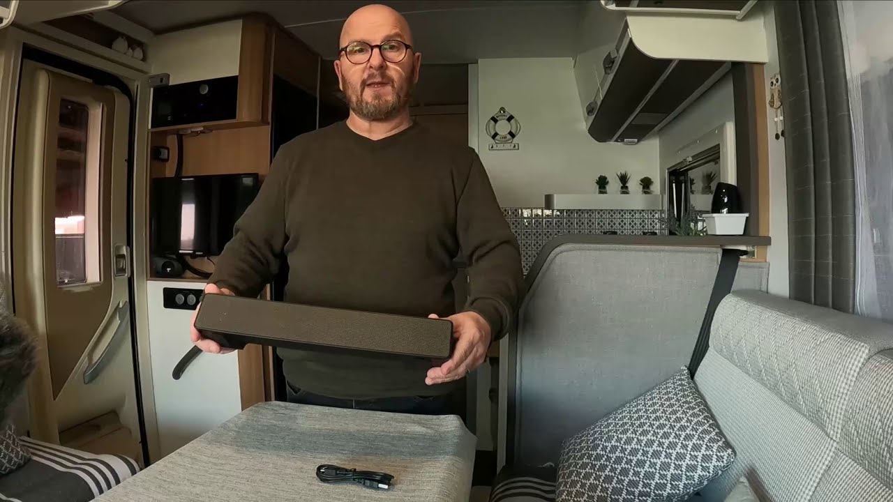 #68 Barre de son pour mon camping-car (déballage, création support tv, installation ,test)