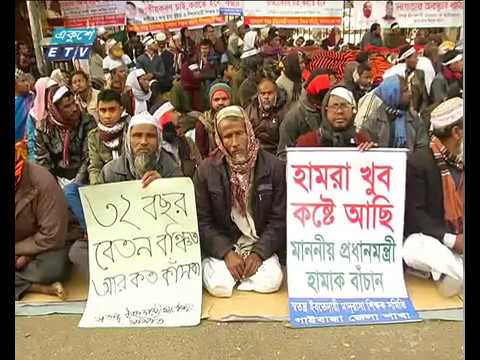 জাতীয়করনের দাবিতে মাদরাসা শিক্ষকদের অনশন