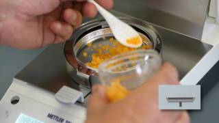 HE53 Moisture Analyzer quick start guide 3 First Measurement