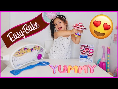 ❤️ Cooking with Tiffany/ Red Velvet & Strawberry cake...