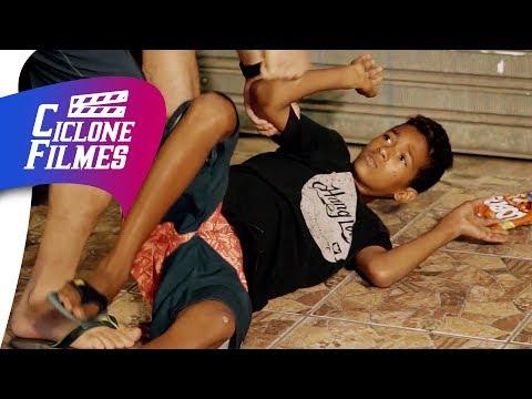 MC Aely - Tudo Que Vem Fácil (Videoclipe Oficial)