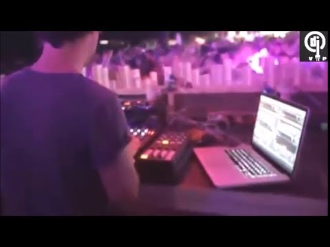 💦  JazzyFunk 💦  Turn The Pages 💘 Mark Lower Mix