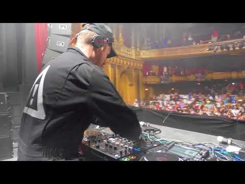 98.7 AMP Radio Boo Bash 2017 feat. Jonas Blue, Flosstradamus & Afrojack