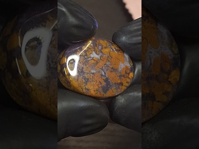 حجر عقيق طحلبي طبيعي