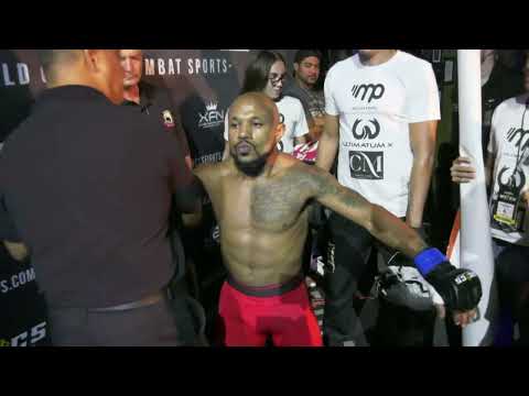 Luke “The Gingerbreadman” Pustay vs Desmond “M80” Moore fighter walkouts