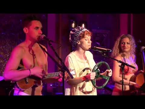 The Skivvies and Lindsay Nicole Chambers - Driving Granny