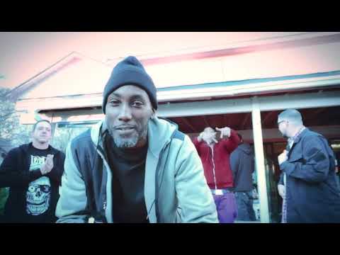 I'M A BE ME T REAZY Feat  San Quinn and Low NewBreed