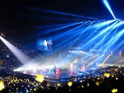 20130518 G-Dragon World Tour ONE OF A KIND Concert Hong Kong - Crayon+Fantastic Baby
