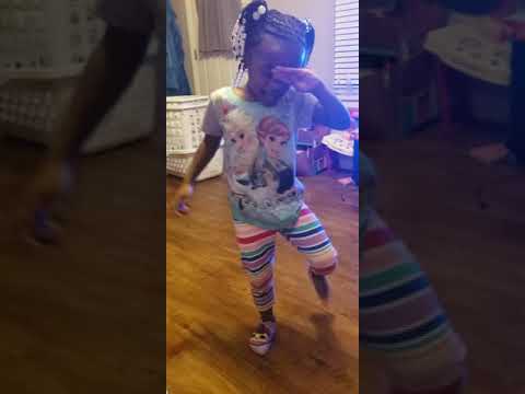 Sionna self-Teaching and Having some dance fun. 🥰❤