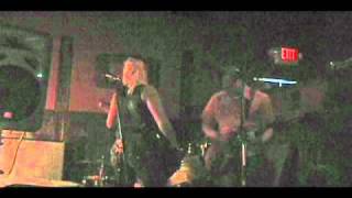 Bunnygrunt - "Frankie Is A Killer" - 11/06/2010 @ Mangia Italiano